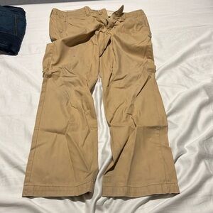 American Eagle size 31 kahki pants